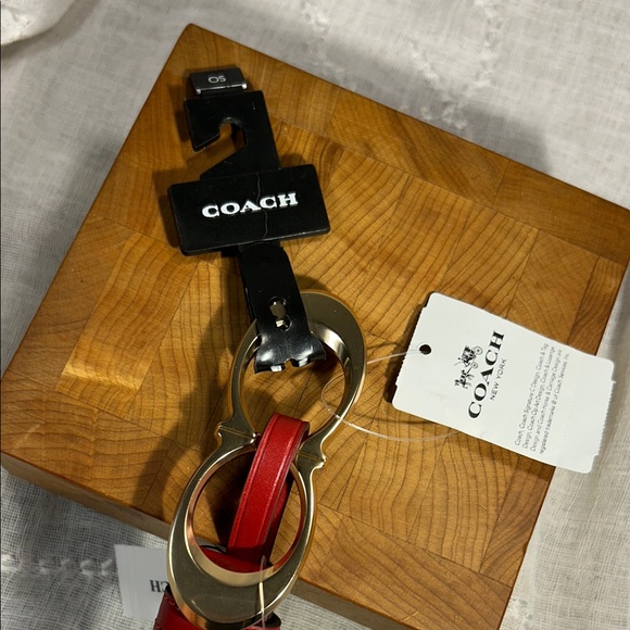 NWT Coach leather with iconic double C logo buckle C1725 main image 7
